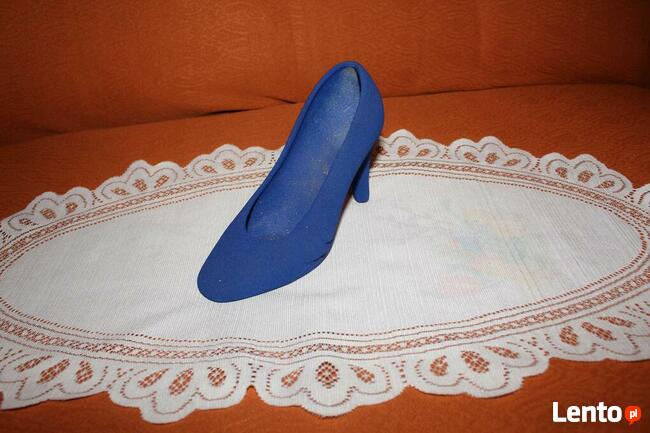 Wazonik pantofelek na sztuczne kwiaty