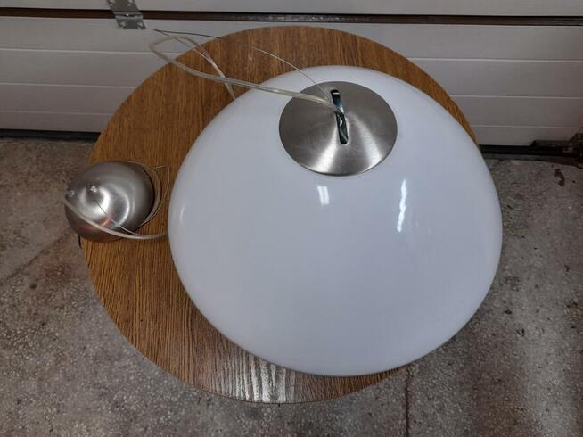 Lampa wisząca wloskiej firmy do jadalni nad stół