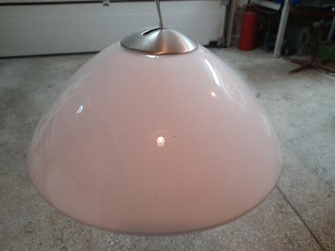 Lampa wisząca wloskiej firmy do jadalni nad stół