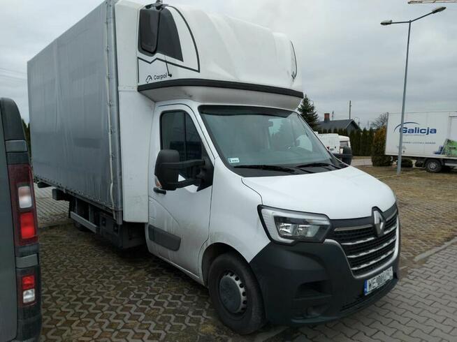 Odstąpie leasing Renault Master 4,5x2,45x2,55 winda 2020 r