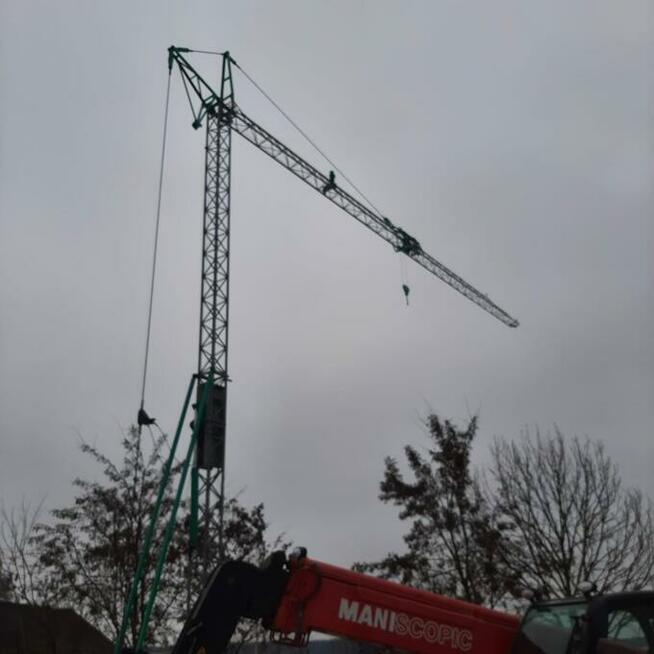 Żuraw wieżowy, hydrauliczny, samo montujący Centermac 226