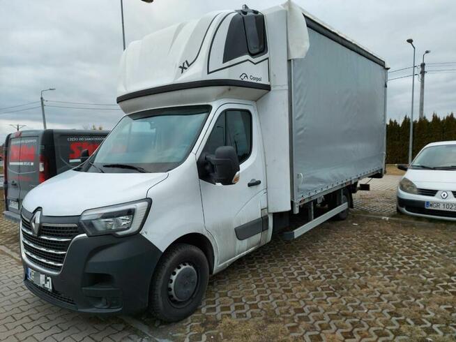 Odstąpie leasing Renault Master 4,5x2,45x2,55 winda 2020 r