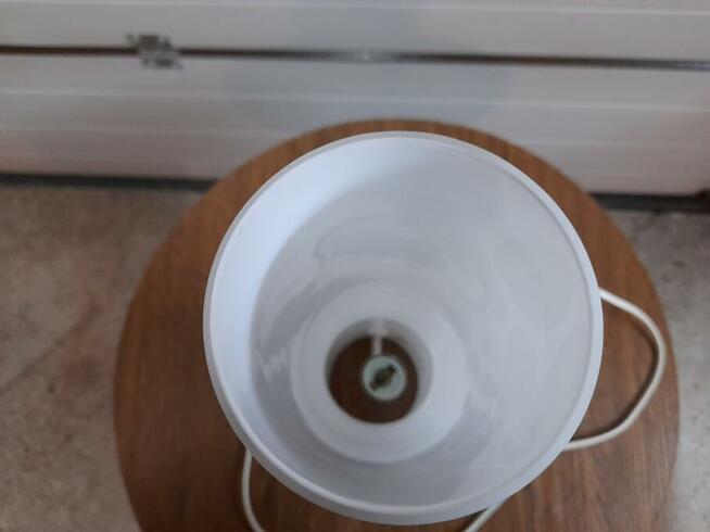 Sprzedam lampkę stojaca