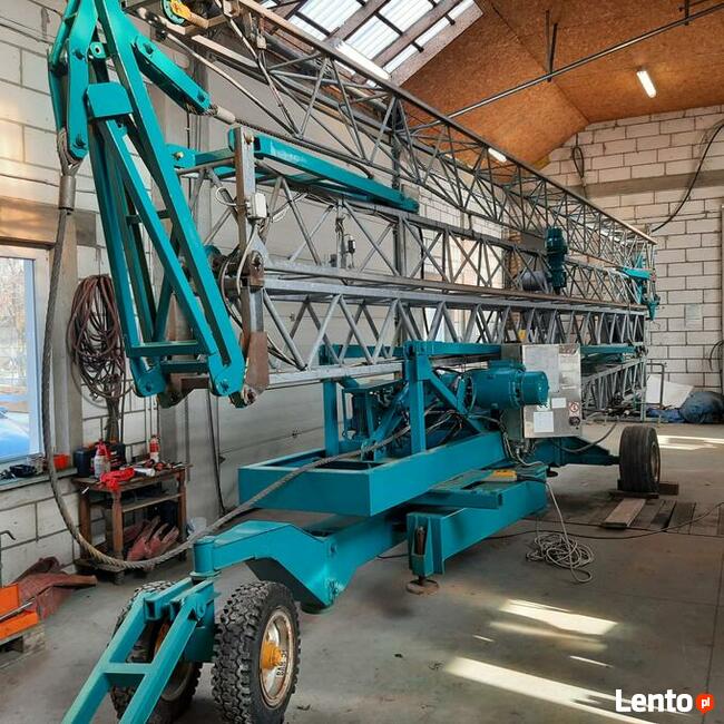 Żuraw wieżowy, hydrauliczny, samo montujący Centermac 226