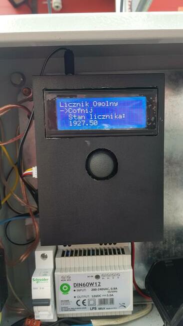 Zysk x 4, bramki dostępu do wc , wrzutniki, płatny prysznic,