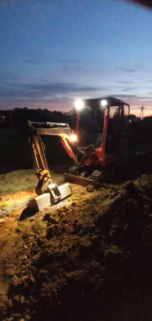 Usługi minikoparką i samochodem do 3.5t