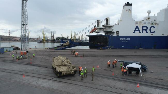 POZNAM ODPOWIEDNIĄ ~ KOBIETĘ ~