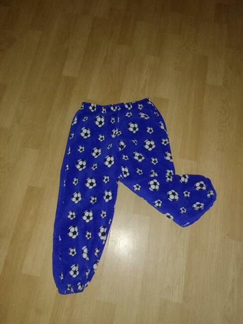 ubrania r.od 98-140 dla dzieci i od 36 w górę dla dorosłych