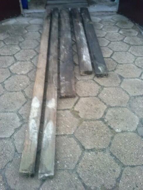 Belki i deski drewniane, 120 zł całość.