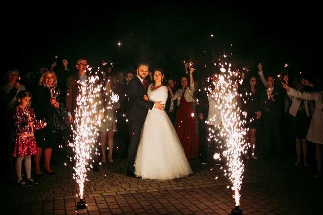 Iskry sceniczne, na pierwszy taniec/tort zdjęcie ślub, wesele