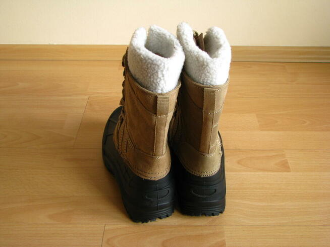 Śniegowce, buty trekingowe – nie tylko na zimę rozm. 39 Nowe