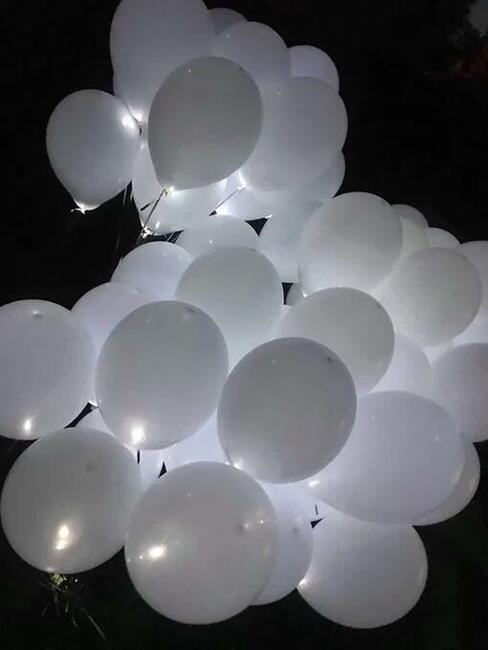 Balony z helem, balony led, ślub, wesele, skrzynia/pudło z b