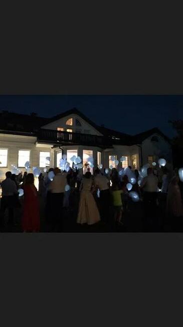 Balony z helem, balony led, ślub, wesele, skrzynia/pudło z b