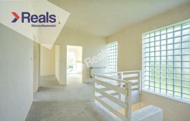 Bliźniak w Brwinowie blisko centrum, pięć pokoi