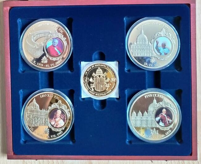 MEDAL PAPIEŻ BENEDYKT PAWEŁ II LEO VI PIUS ZŁOTO Au 24 karat