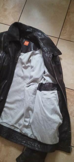 Witam sprzedam kurtkę skóra firmy Hugo Boss rozmiar m
