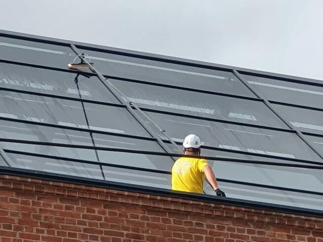 Mecie dachu i elewacji