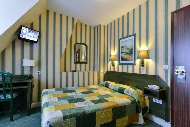 PARYZ na 2026 od IV- X lot z Wroclawia okazja Cena 1890 zł