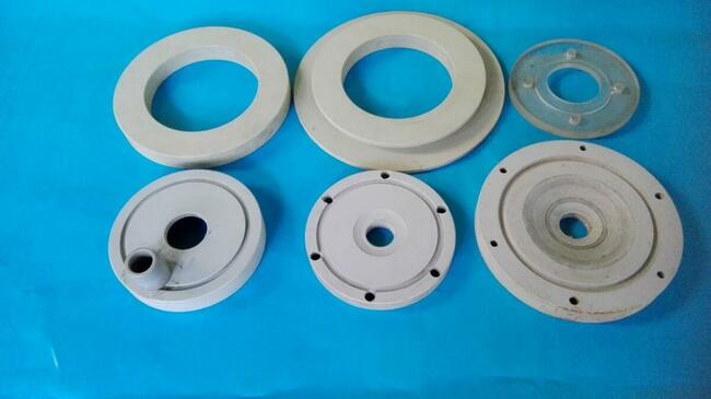 Elementy z tworzywa PCV i PP