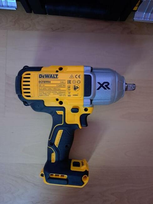 Klucz Udarowy DeWalt DCF899HNT 1/2 cala 950Nm 18V XR