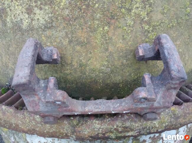 Jarzma zacisku hamulcowego przednie Renault laguna ll