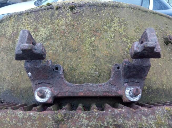 Jarzma zacisku hamulcowego przednie Renault laguna ll