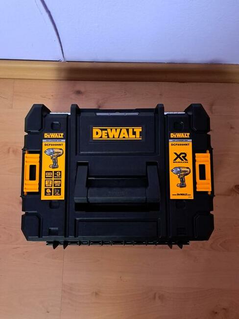 Klucz Udarowy DeWalt DCF899HNT 1/2 cala 950Nm 18V XR