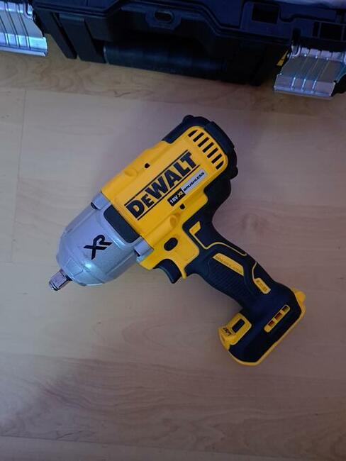 Klucz Udarowy DeWalt DCF899HNT 1/2 cala 950Nm 18V XR