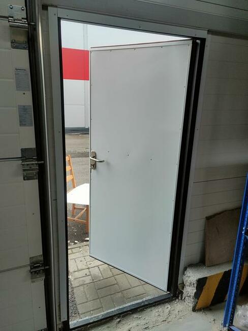 Drzwi ocieplane stalowe do piwnicy na wymiar / gospodarcze