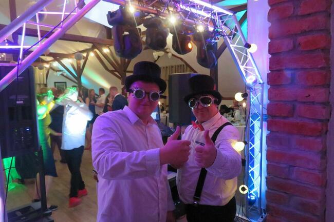 dj oprawa muzyczna wesela zabawy urodziny