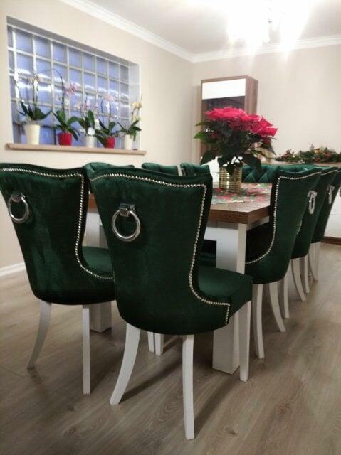 Krzesło tapicerowane czarne pikowane z kołatką glamour