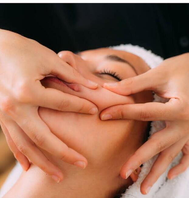 Masaż kobido twarzy 129. Zl