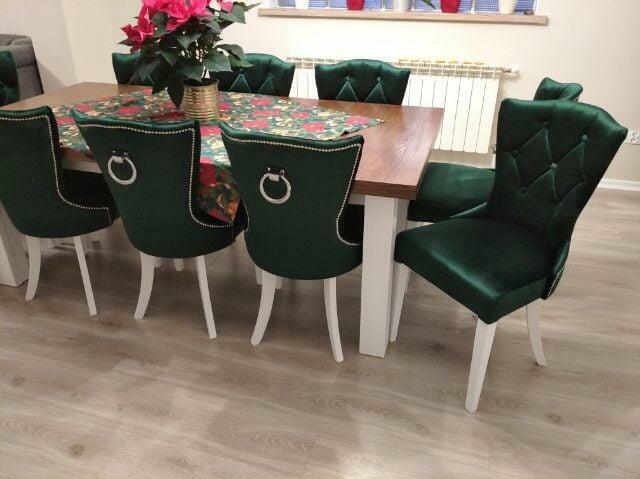 Krzesło tapicerowane czarne pikowane z kołatką glamour