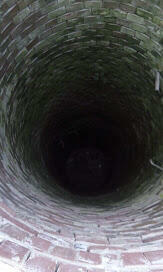 Kopanie czyszczenie pogłębianie studni tradycyjnych