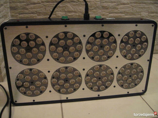 Ortoled lampa do uprawy roślin w homeboksie