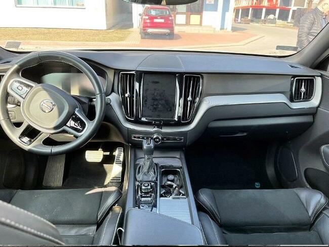 Syndyk sprzeda Volvo XC60 - silnik D4 - Polski Salon!