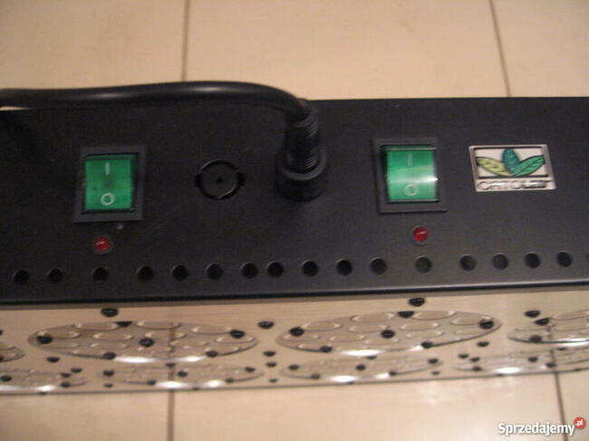 Ortoled lampa do uprawy roślin w homeboksie