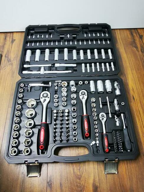 nowe zestawy kluczy 172 el. nasadowe boxer walizka bx011s