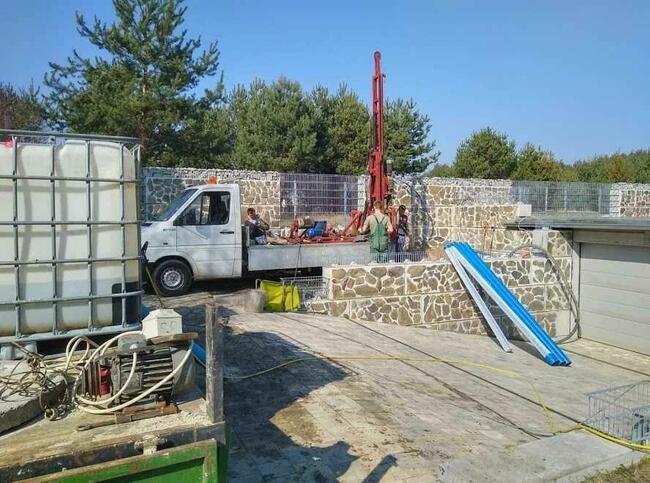 Kopanie czyszczenie pogłębianie studni tradycyjnych