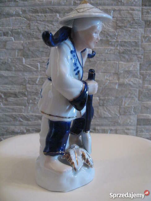 Chinka duża porcelanowa figura