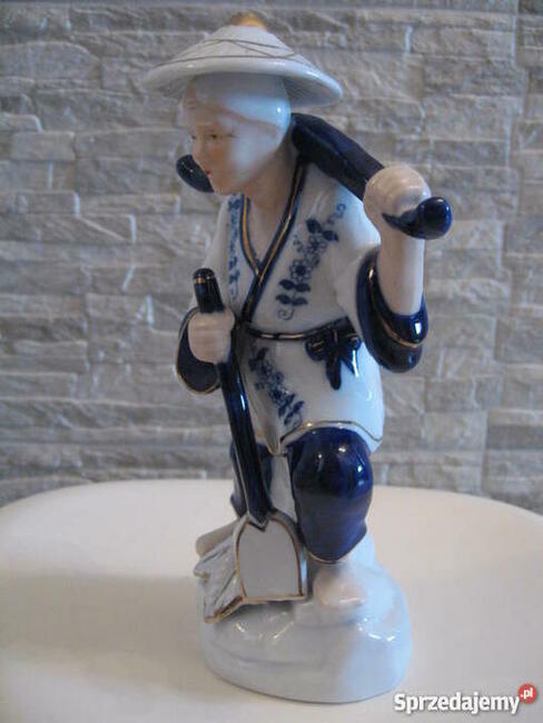Chinka duża porcelanowa figura