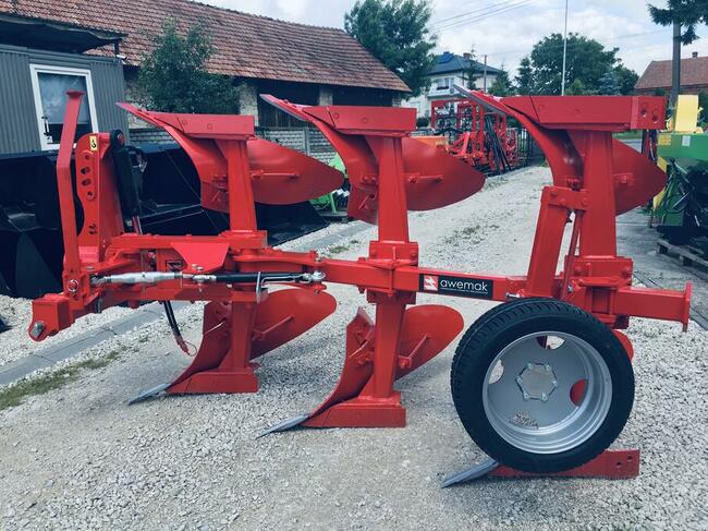 Pług obrotowy REVO 3 awemak DOSTAWA