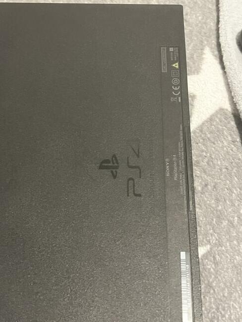 Konsola PlayStation 4 500GB