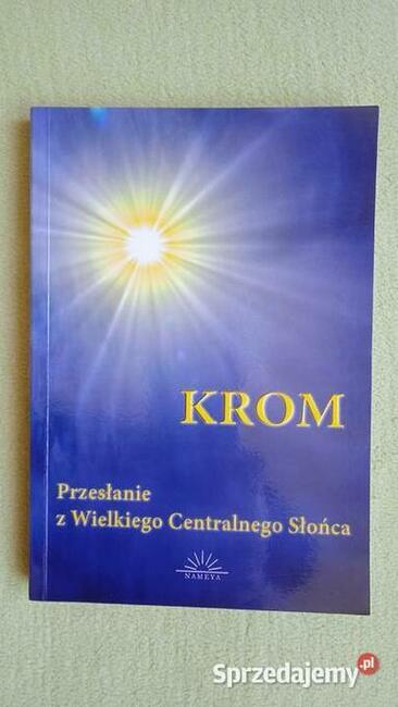 Krom przesłanie z wielkiego centralnego słońca