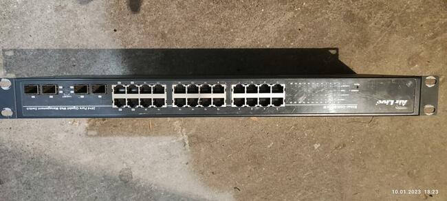 Gigabitowy przełącznik zarządzany GSH2404W