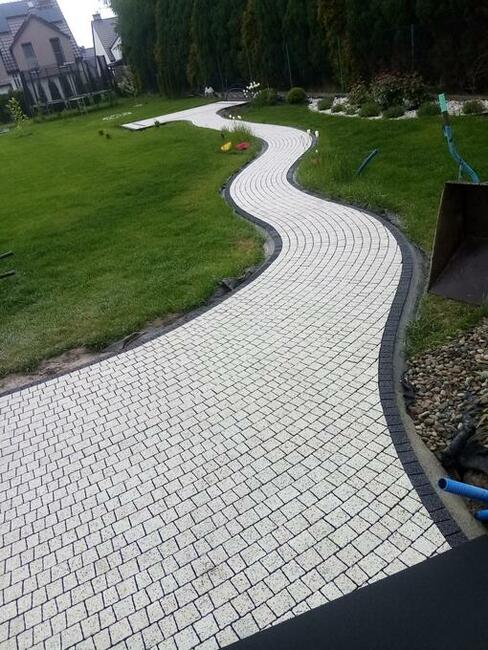 UKLADANIE KOSTKI Ogrodzenia Podjazdy itp