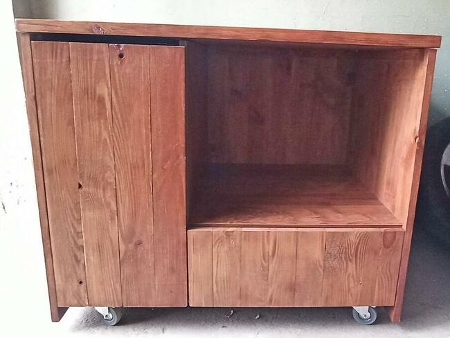 Wózek kelnerski do flambirowania, drewniany.