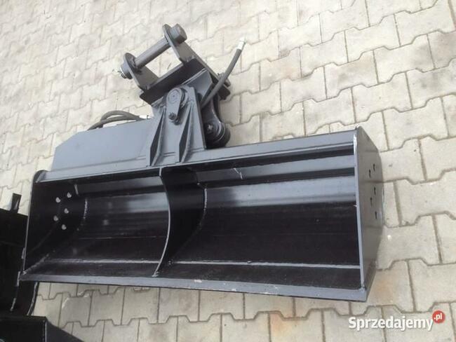 Łyżka skarpowa hydrauliczna Komatsu WB93 WB97 150 CM