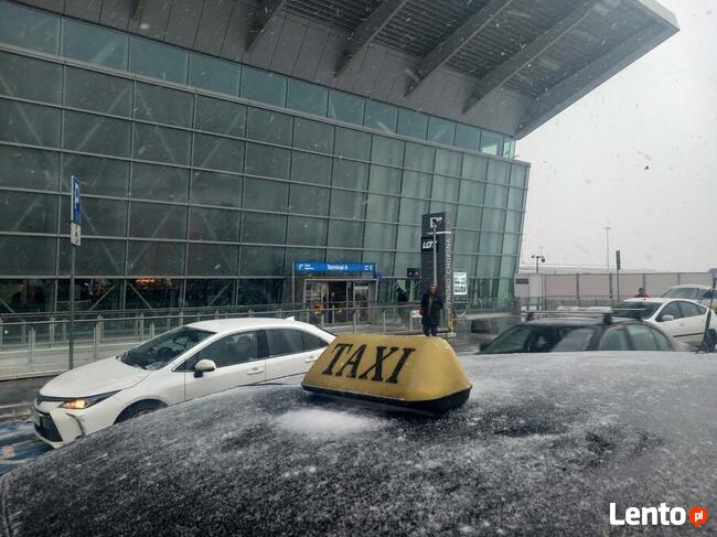 Taxi z Lublina/Puław do Warszawy na Lotnisko Chopina