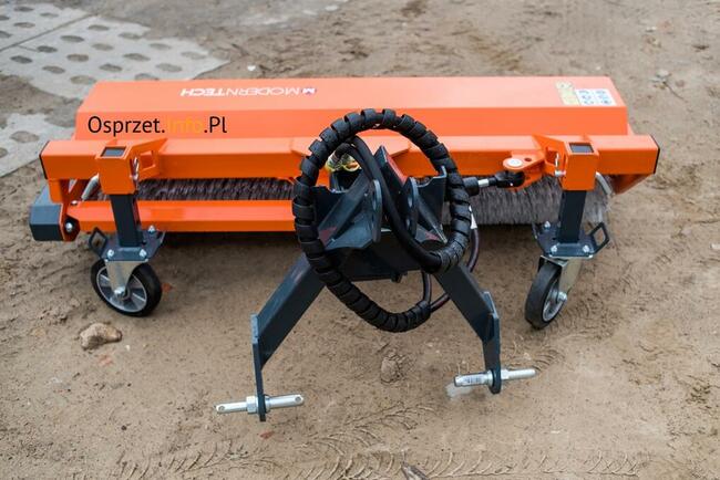 Zamiatarka mechaniczno-hydrauliczna WOM - ZW 150 cm